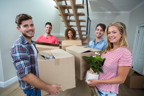Removal van and moving team serving Finsbury Park homes and flats