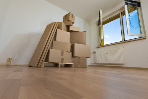 Local house removalists working near Finsbury Park homes and flats