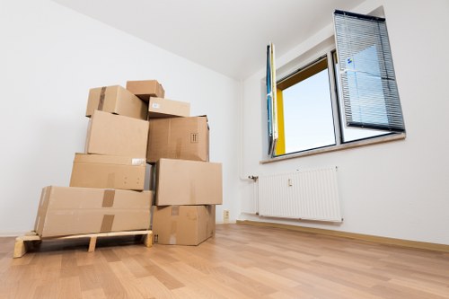 Removals van service for homes and businesses in Finsbury Park